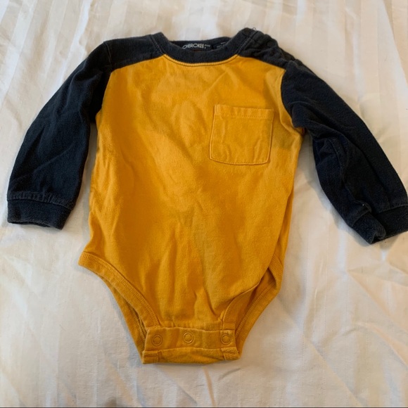 6-9 Month Baby Clothes Lot - Picture 3 of 10